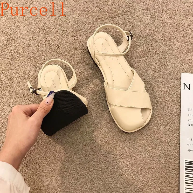 2023 new sandals female Roman shoes beach flat bottom fashion women's shoes