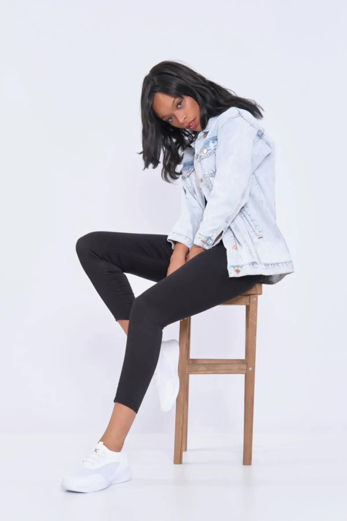 

Women's Fashion Denim Jacket Coat Boy Friend Lady Jeans Jacket