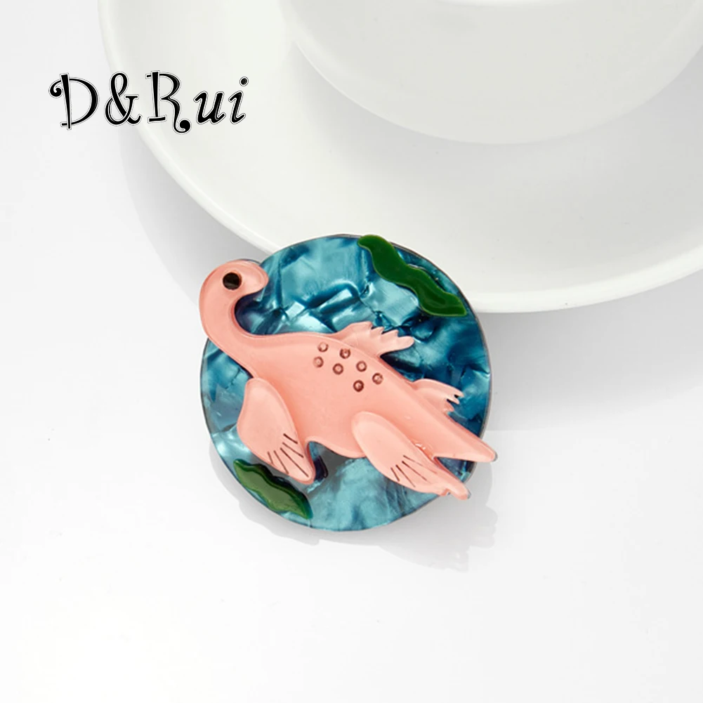 

D&Rui Personalized Underwater Animal Brooches Circular Fashion Acrylic Lapel Pins Clothing Backpack Accessories Women Brooch