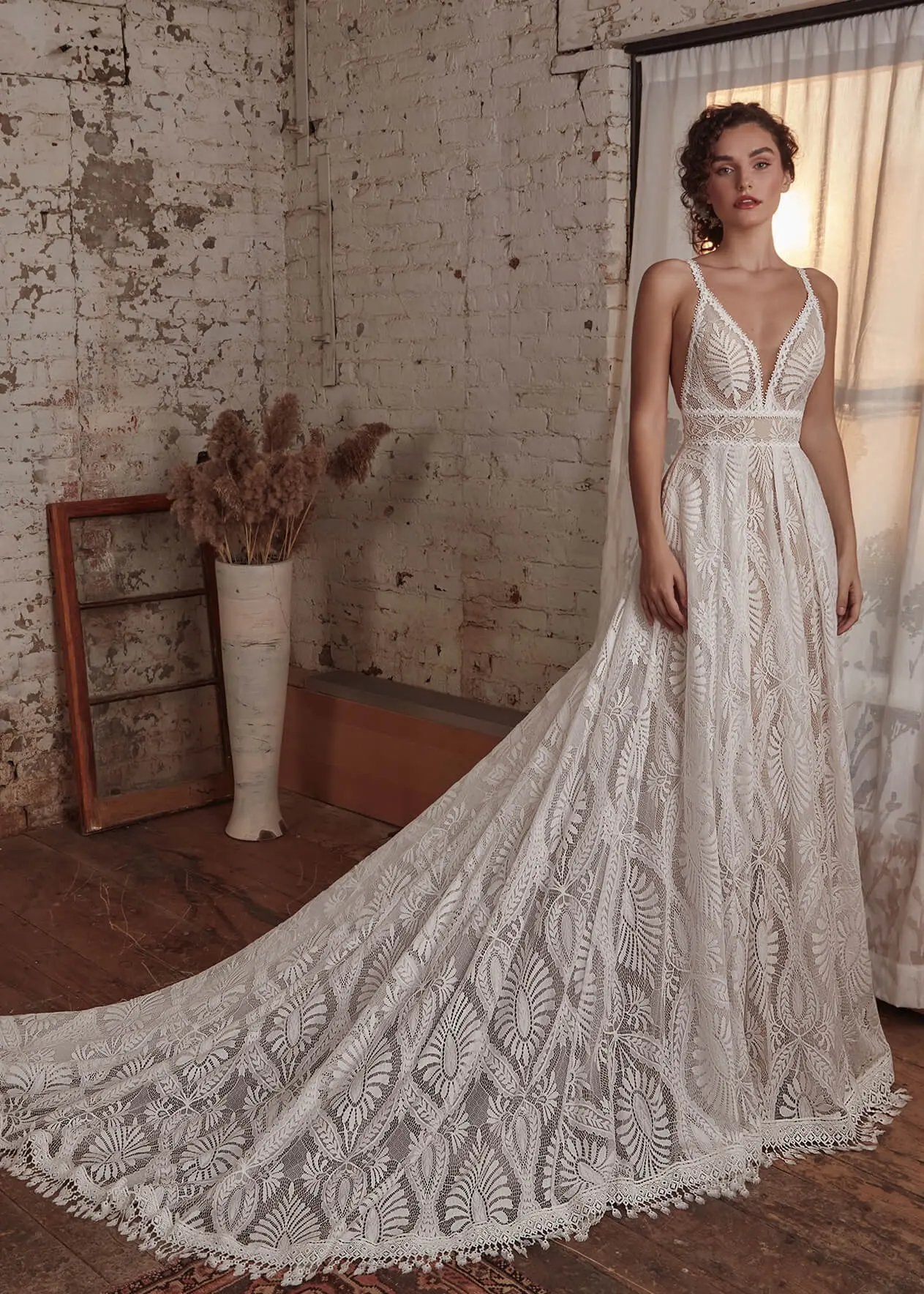 

Summer Boho Wedding Dress For Bride Long Lace Spaghetti Strap Backless A Line Bohemian Beach Bespoke Bridal Dress Robe Mariee