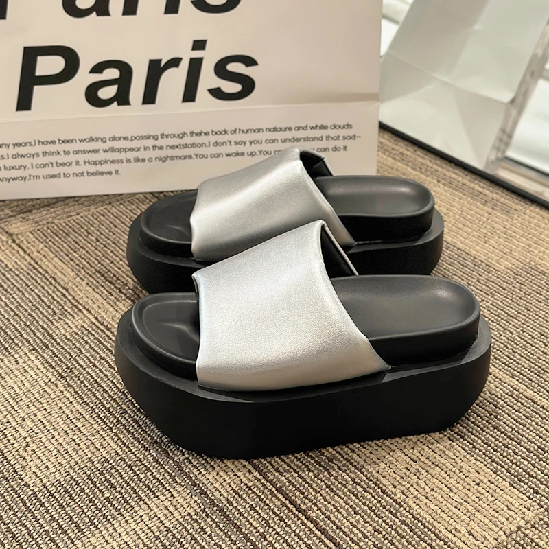 Summer New Luxury Brand Platform Mid Heels Ladies Slippers Fashion Party Outside Beach Sandals Flip Flops Thick Women Slides