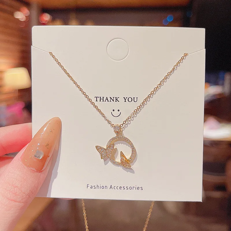 

Korean Trendy Women's Jewelry New Bohemian Circle Butterfly Pendant Necklace Gold Shiny Clavicle Chain Simple Choker Accessories