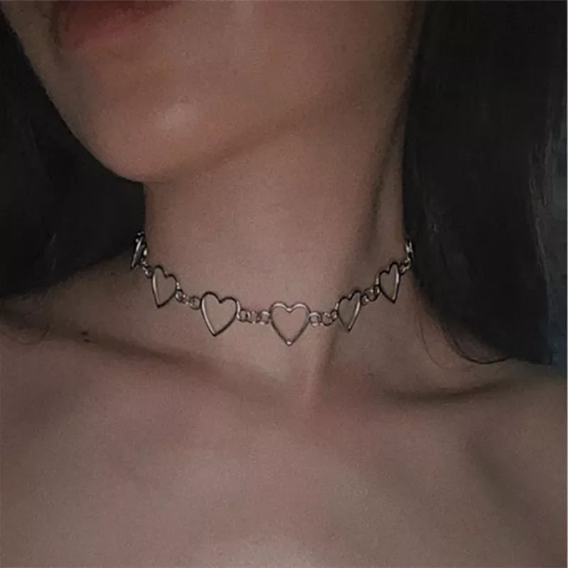 

New Hollow Korean Sweet Love Heart Choker Necklace Statement Girlfriend Gift Cute Bicolor Necklace Jewelry Collier Femme 2022
