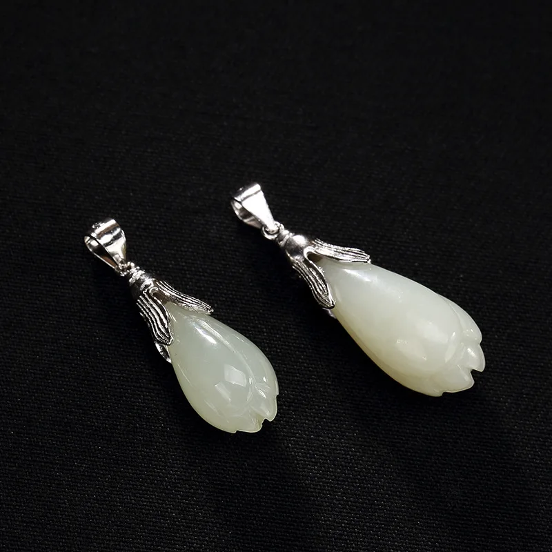 

Подвеска из серебра 925 пробы с натуральным нефритом