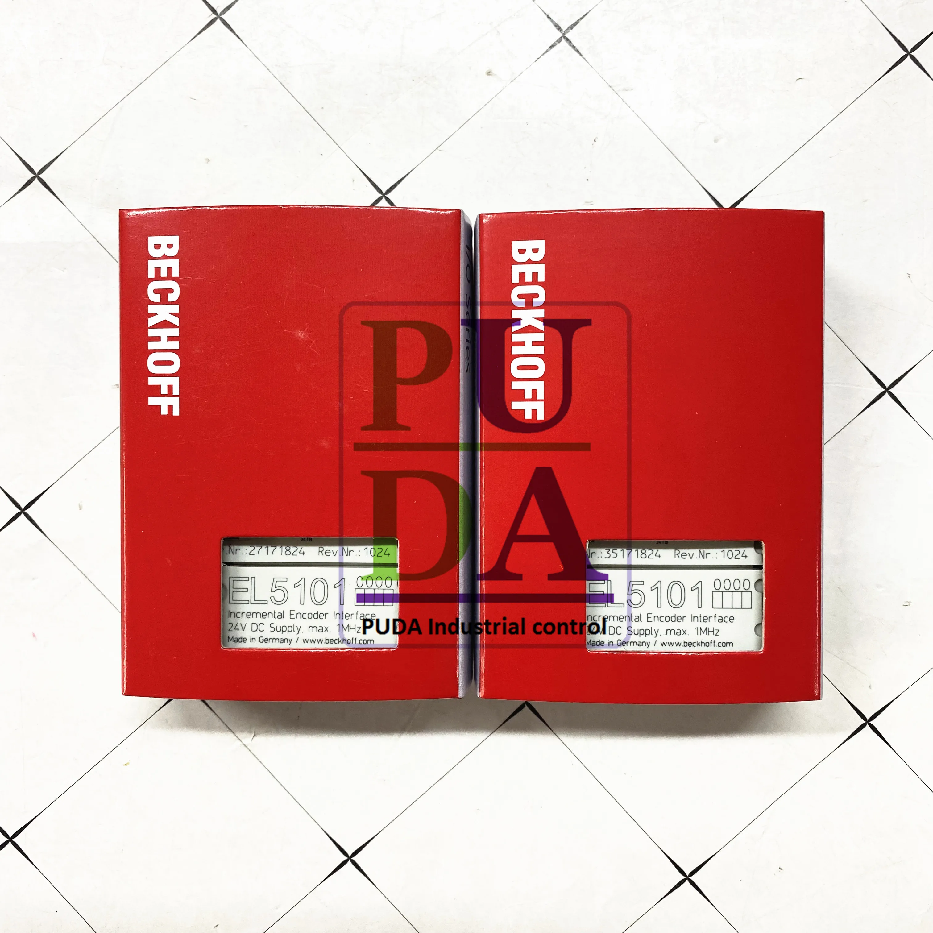 

new BECKHOFF CX8190 analog output module CX8190 long warranty