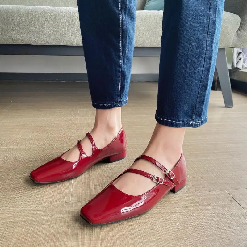 

Summer New Fashion One Word with Patent Leather Thick Heel Square Head Shallow Mouth Ol Mary Jane Niche Women Single ShoeSandals