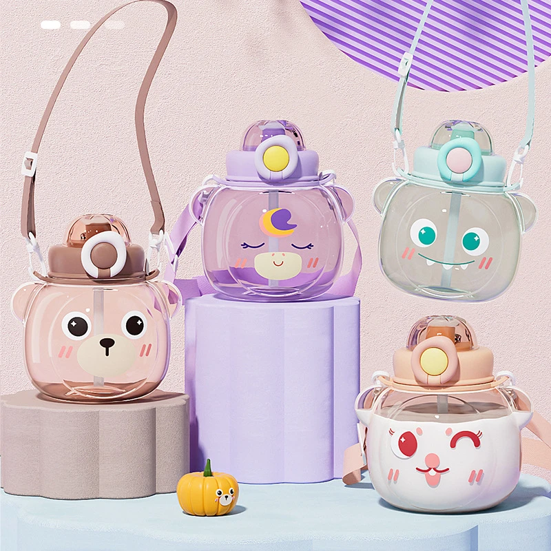 

Пластиковая бутылка для воды 1100 мл, с соломинкой