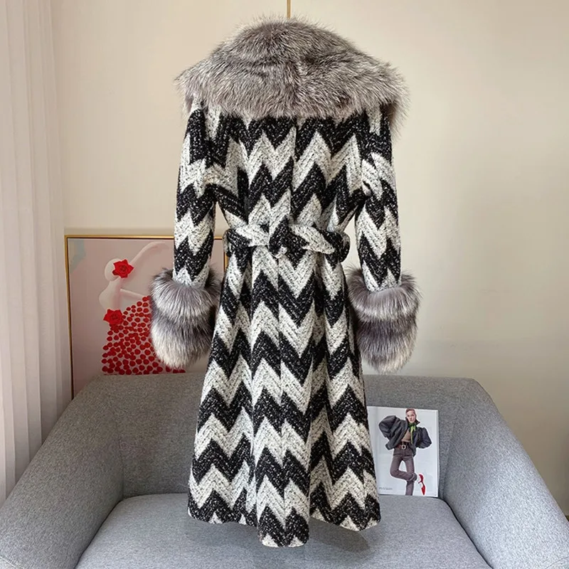 Luxury Natural Real Fur Coat Women Super Large Big Fox Fur Collar and Cuffs Houndstooth woolen coat