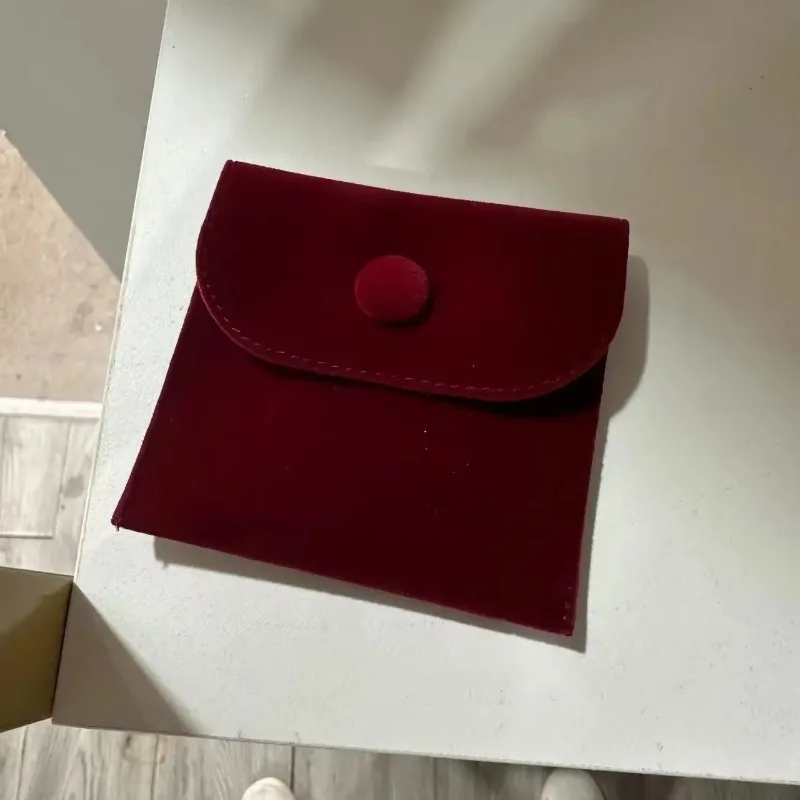 

Фланелевая сумка для украшений eTya