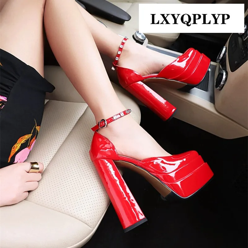 

Square Head Large Size Thick Heel Sandals Platform High Heels Patent Leather Rhinestone Fashion Women Spring and Summer