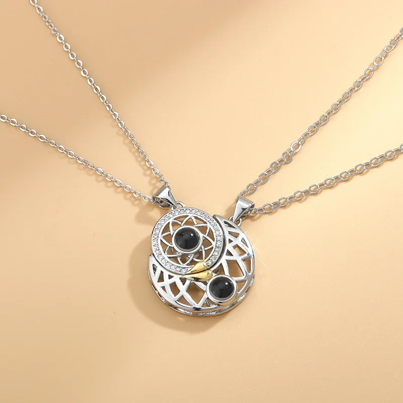 

Sun Moon Projection Couple Necklace Pendant Magnet Design Versatile for Men and Women, High grade Collar Chain Alloy Necklace