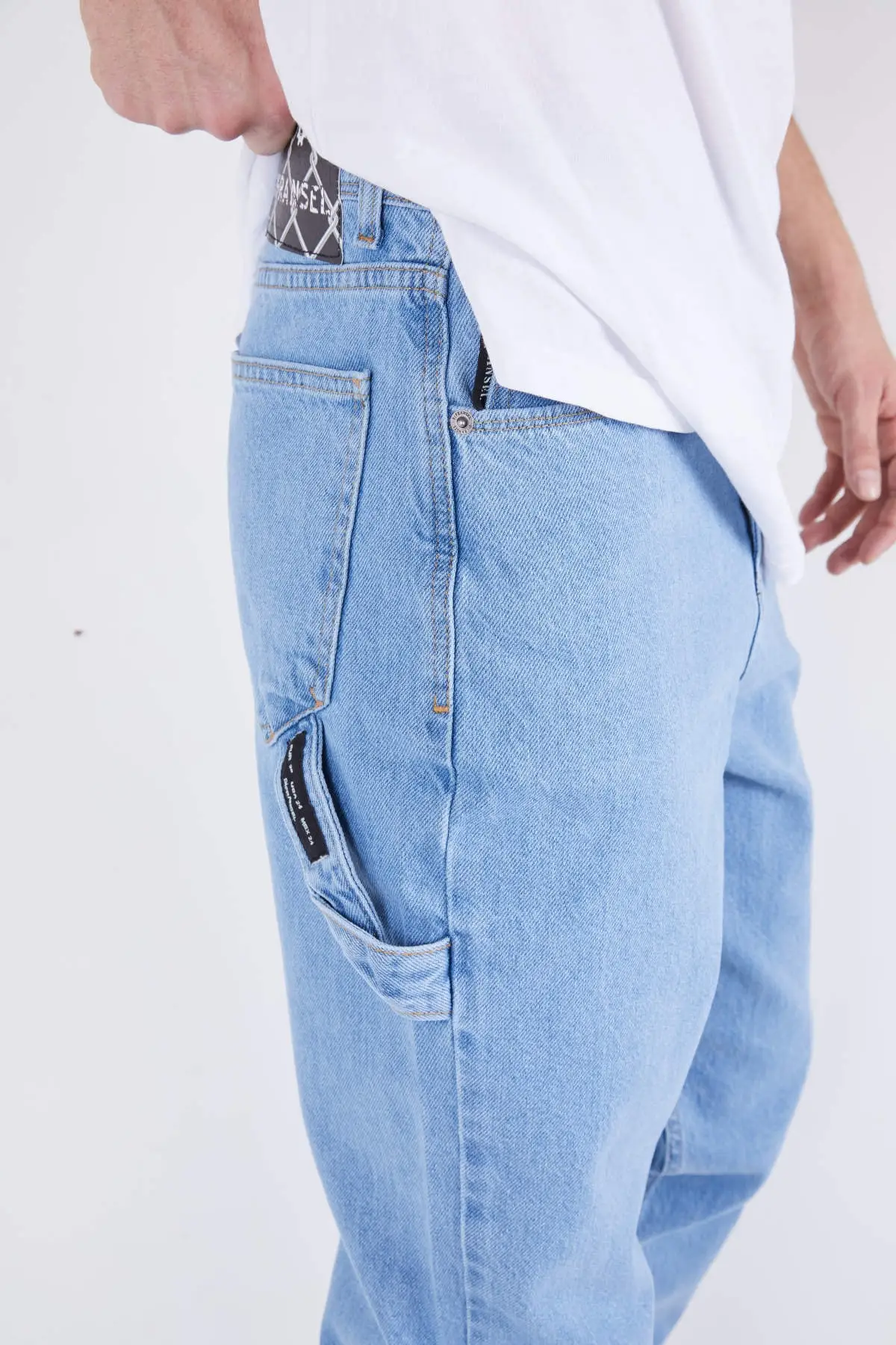 

Men's Light Blue Jeans Straight Leg Wheel without lycra Men's Jeans 2021