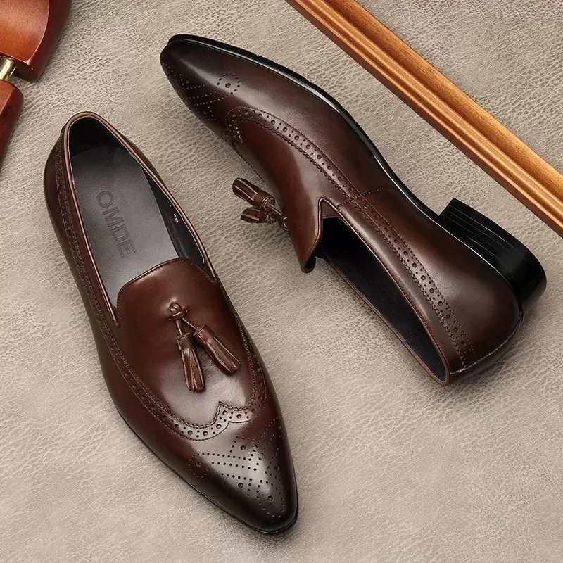 

Brogue Men Oxford Dress Shoes Genuine Leather Suit Slip On Italian Tassel Loafers Men Shoes Pointed Toe Formal Office Dress Shoe