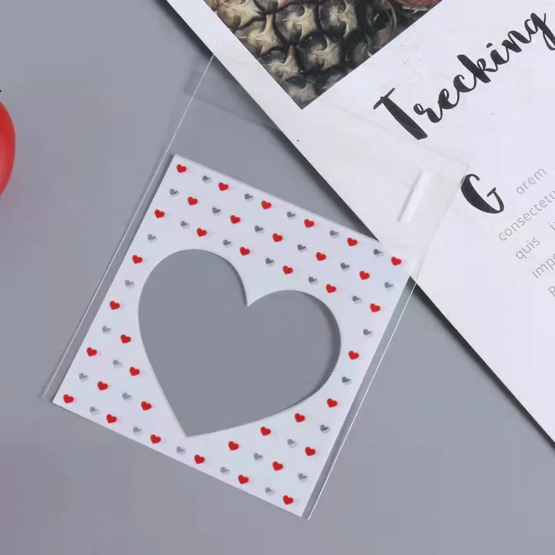 

Пластиковые пакеты с сердцем 100 шт.