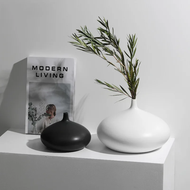 

Modern minimalist ceramic vase flower arrangement dried flowers living room dining table home decorations black and white flower