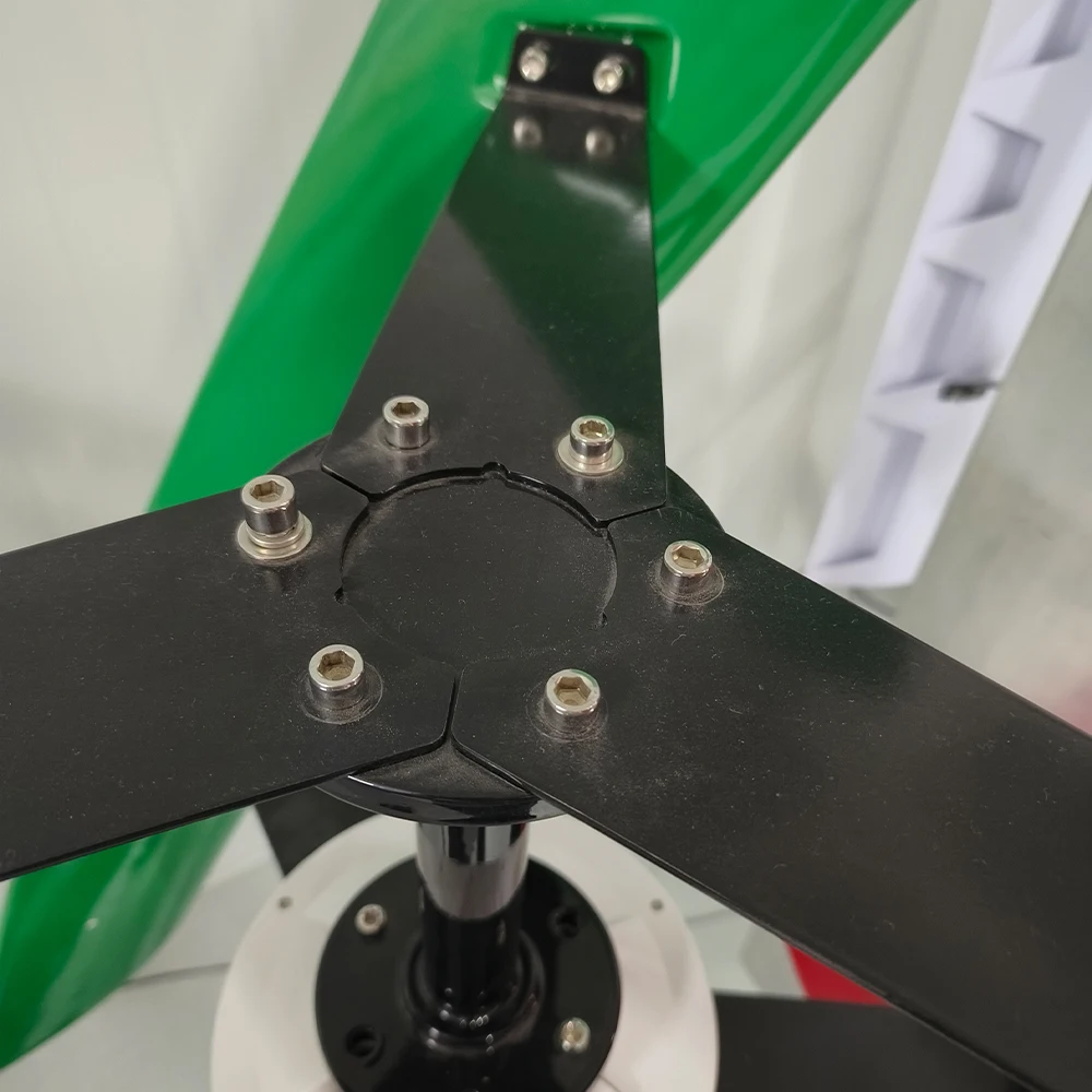 Ветряная турбина с вертикальной осью генератор постоянного маглева