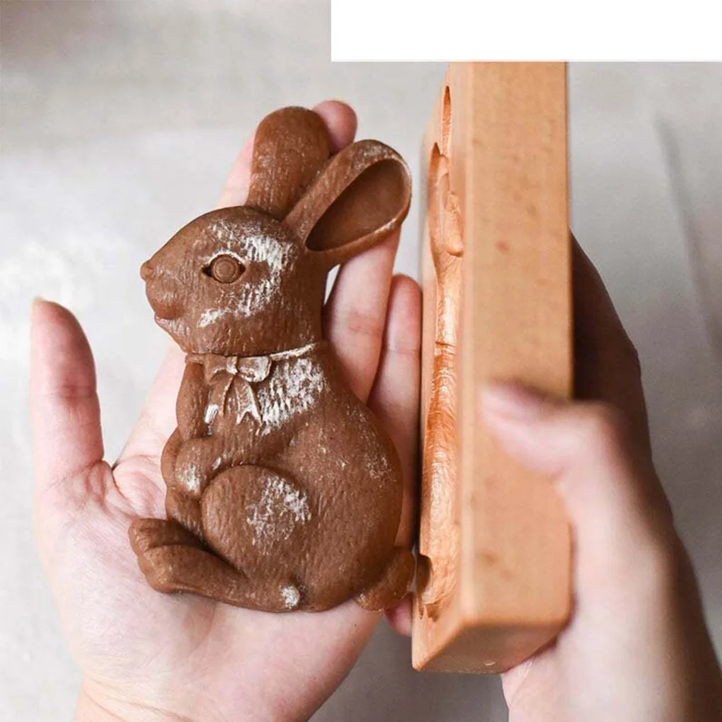 

Christma Wooden Cookie Mold Cutter Christmas Gingerbread Cookie Moulds DIY Cake Embossing Mold Cutter Kitchen Baking Tool