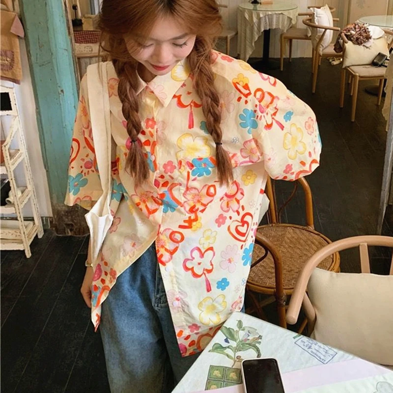 Блузка женская оверсайз с цветочным принтом