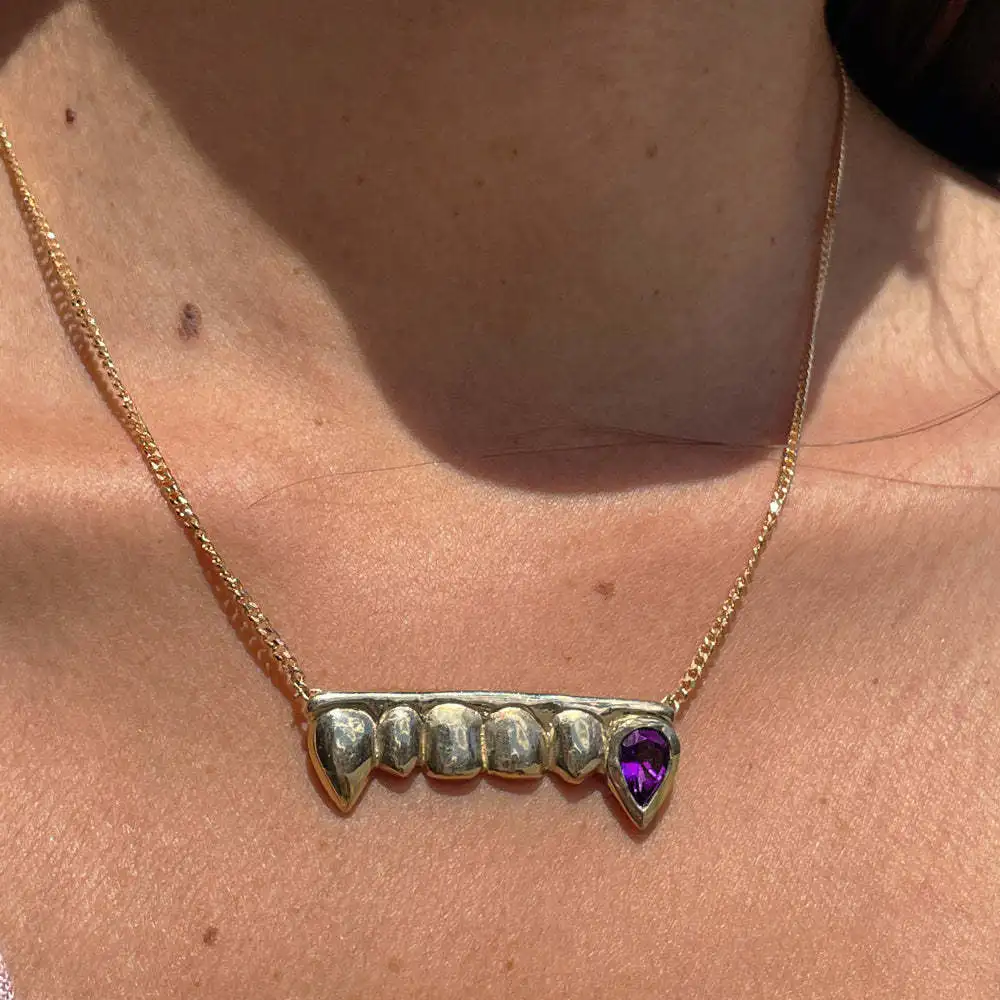 Винтажное ожерелье с подвеской в виде зубов вампира из нержавеющей стали