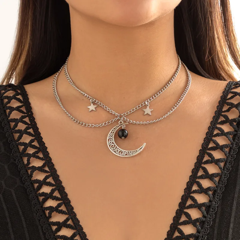 

Simple Vintage Star Moon Pendant Necklace For Women Bohemia Silver Color Chain Choker Necklace Metal Jewelry Bijoux Collares