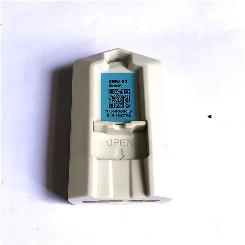 ACS880-MU-ZCU-12/14 Стандартная программная карта памяти инвертора Abb N2000 ZMU-02