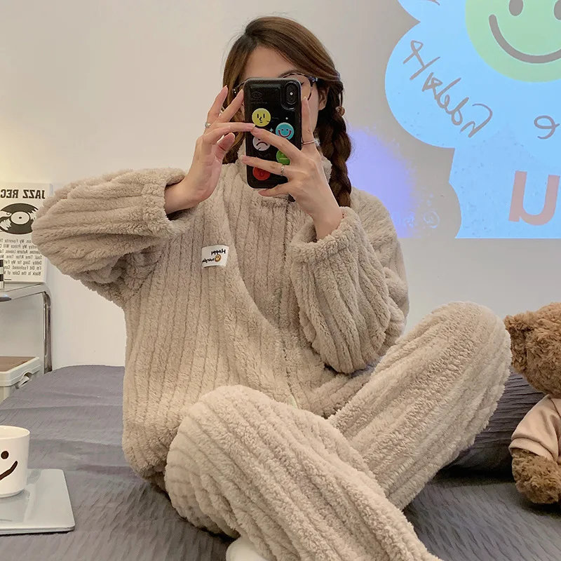 Autumn Winter Warm Flannel Pajamas for Women Students Cute Plus Velvet Thicken Loose Sleepwear Set  Coral Velvet Home Clothes