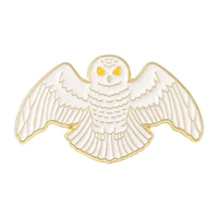 new animal series brooch hedwig cartoon white owl brooch lapel pin backpack badge unisex fashion exquisite zinc alloy brooch