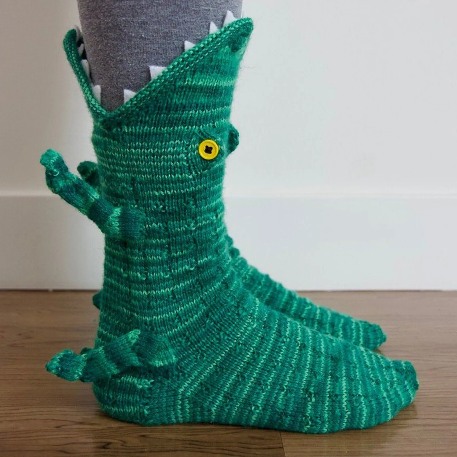 Fashionable Winter knitted Socks 3D Stereoscopic Personality Knitted Socks Animal Creative Medium Tube Sock Knit Crocodile Socks