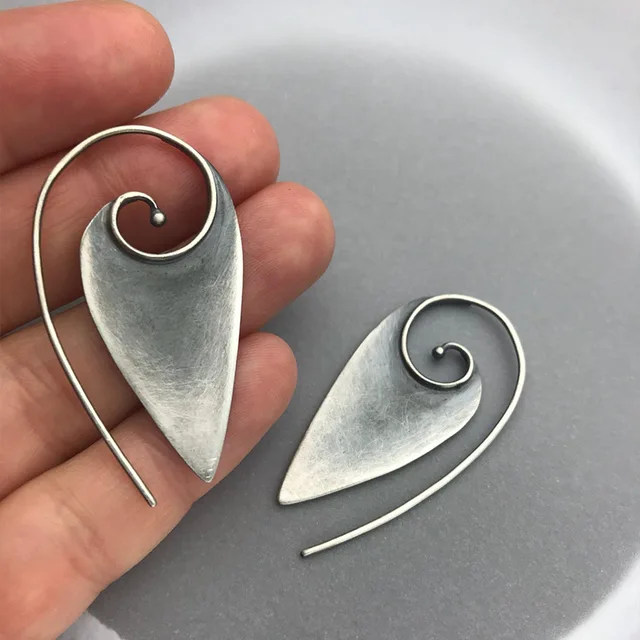 2022 New Simple Geometric Long Hook Earrings Ladies Ethnic Personality Antique Triangle Metal Spiral Earrings Jewelry 6