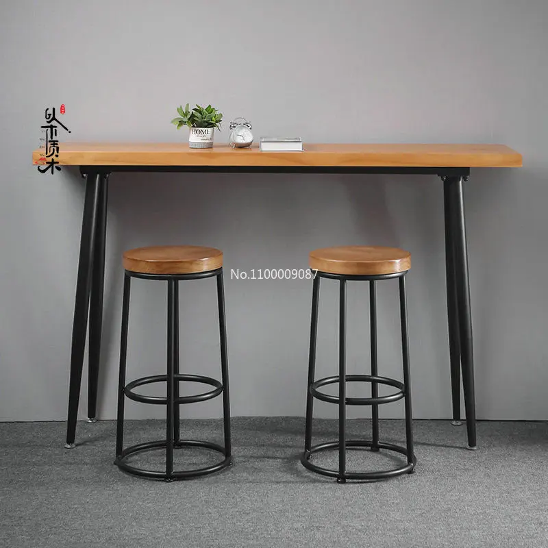 Рисунок 3 - Американский металлический высокий стул в стиле ретро