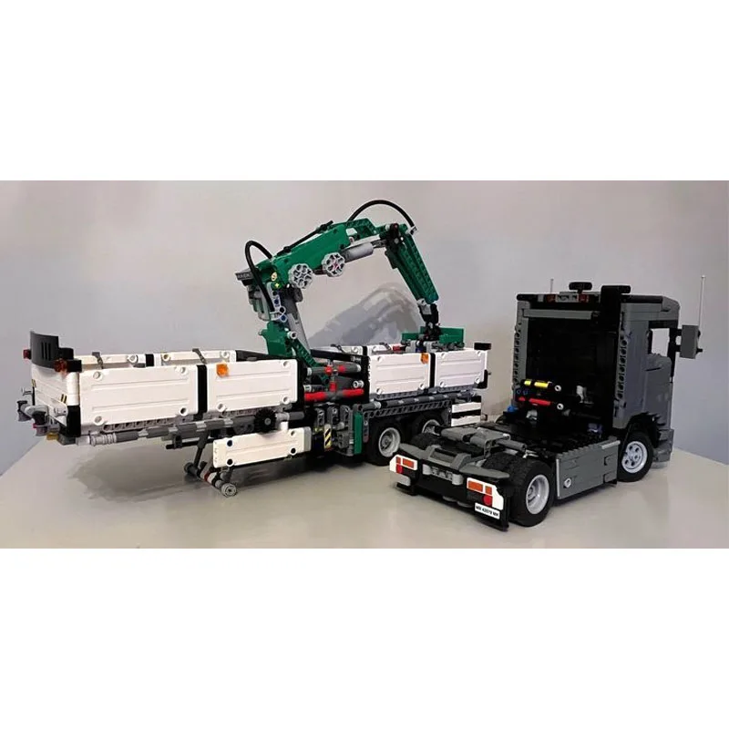 Детский конструктор с захватным краном и прицепом модель детали подарок на день