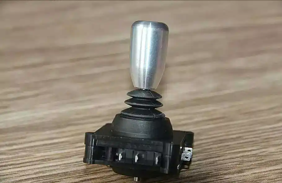 

Switch type joystick CV4A cross rocker main command 360 degree self reset