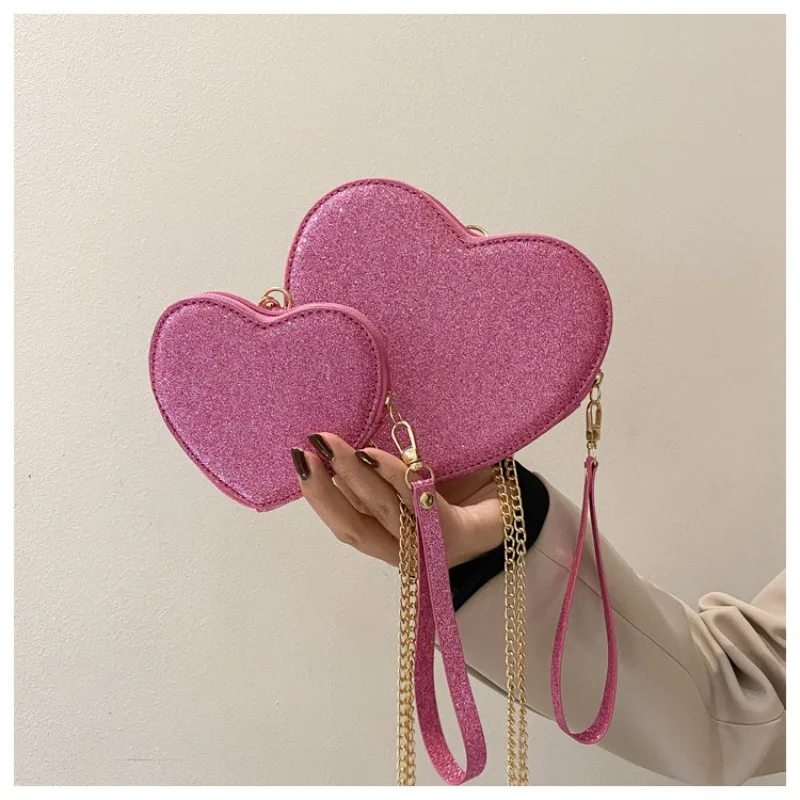 

Women Handbags Love Heart 2023 New Fashionable Solid Color Cute Chain Crossbody Bag Casual Simple Sweet Bags for Women