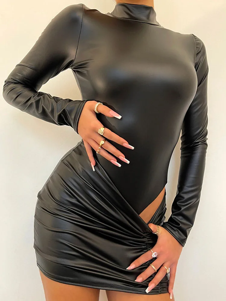 

Комплект из двух предметов из искусственной кожи, соблазнительный боди с высоким воротником и длинным рукавом + мини-юбка с высокой талией и рюшами, Осенний элегантный клубный костюм вечерние