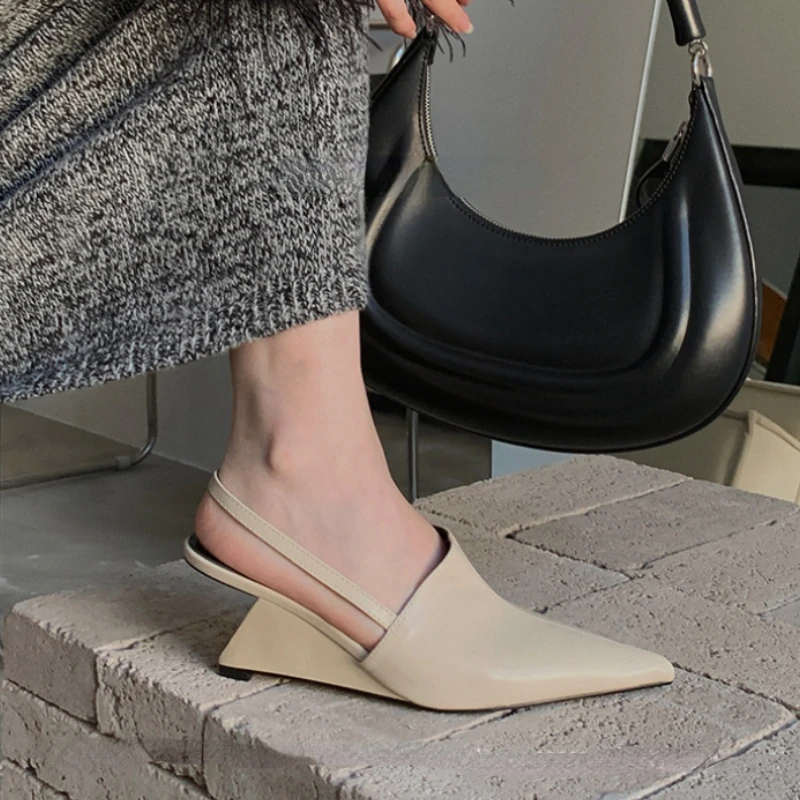 Босоножки женские на танкетке дизайнерские сандалии высоком каблуке в стиле