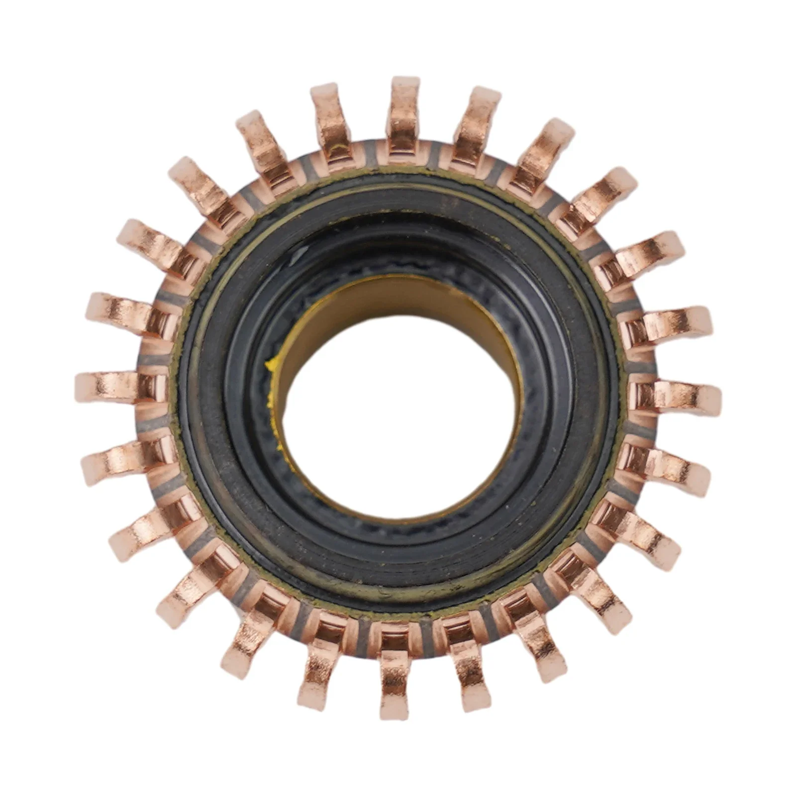 Надежная производительность со встроенным переключателем электродвигателя 24P