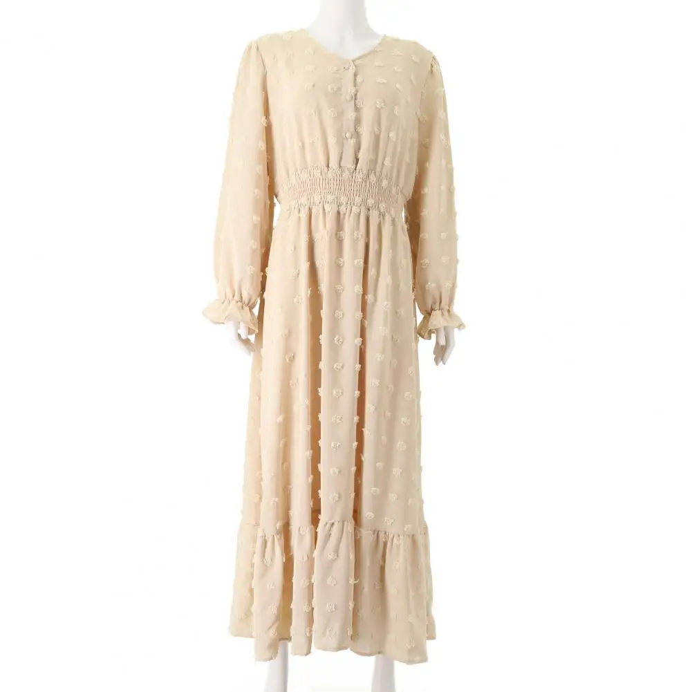 

Solid color dresses for women have a simple look that exudes elegance and style.