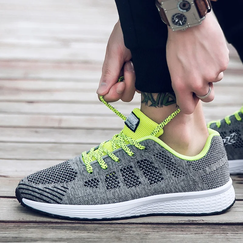 Men's Fashion Breathable Sports Shoes Lightweight Walking Shoes Casual Sneakers