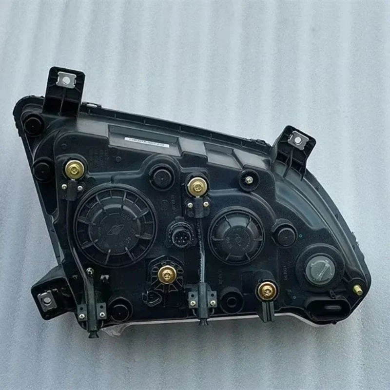 дневные ходовые огни и высококачественная электрическая ручная регулировка