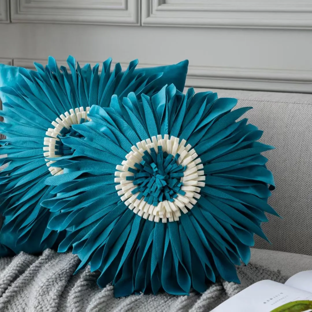 

Velvet 3D Three-dimensional Chrysanthemum Cushion Cover Manual Splice Pillowcase Blue White Round Pillow Covers Decorative Home