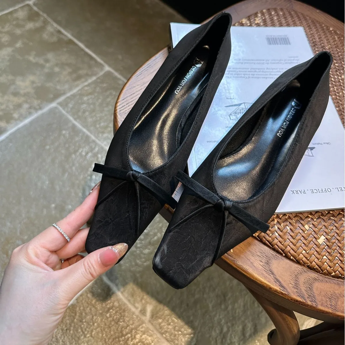 Корейская обувь женская с квадратным носком повседневные кроссовки на низком