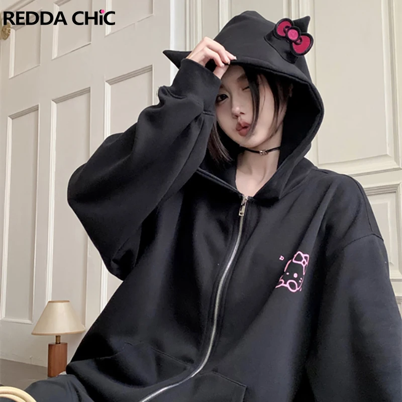 Женская толстовка на молнии REDDACHiC черная с капюшоном мультяшным котенком