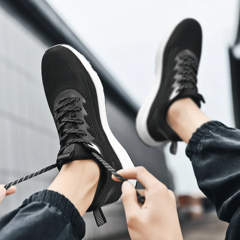

Outdoor Men's Shoes Sports Shoes Running Men's Shoes Casual Breathable Running Shoes Men's Plus Size Fashion Light Walking Shoes