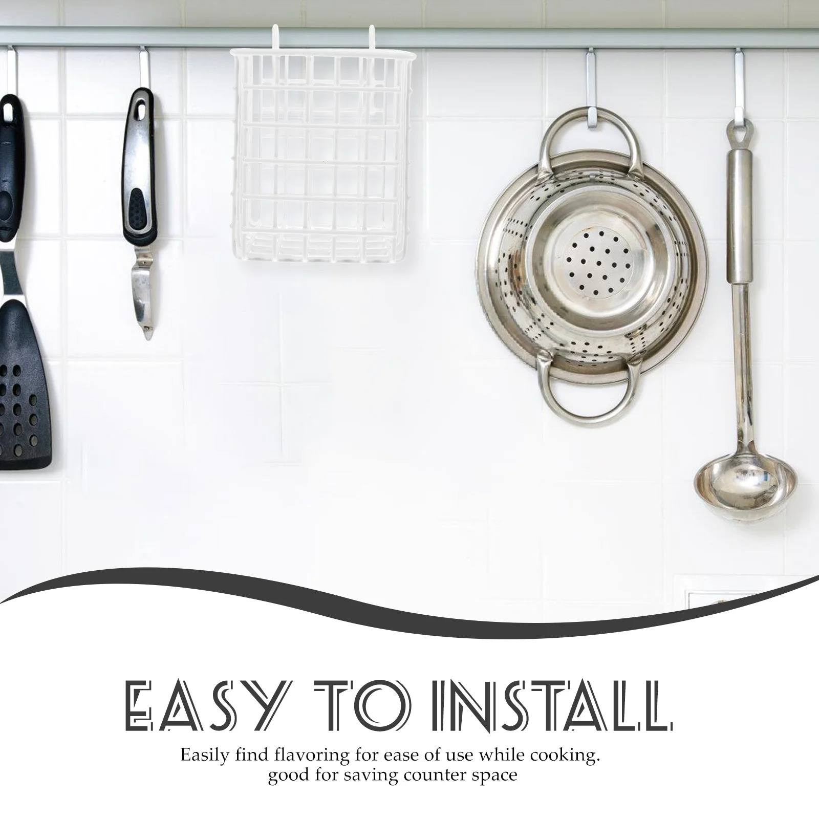 Корзина из железной сетки над шкафом маленький органайзер под раковиной дверной