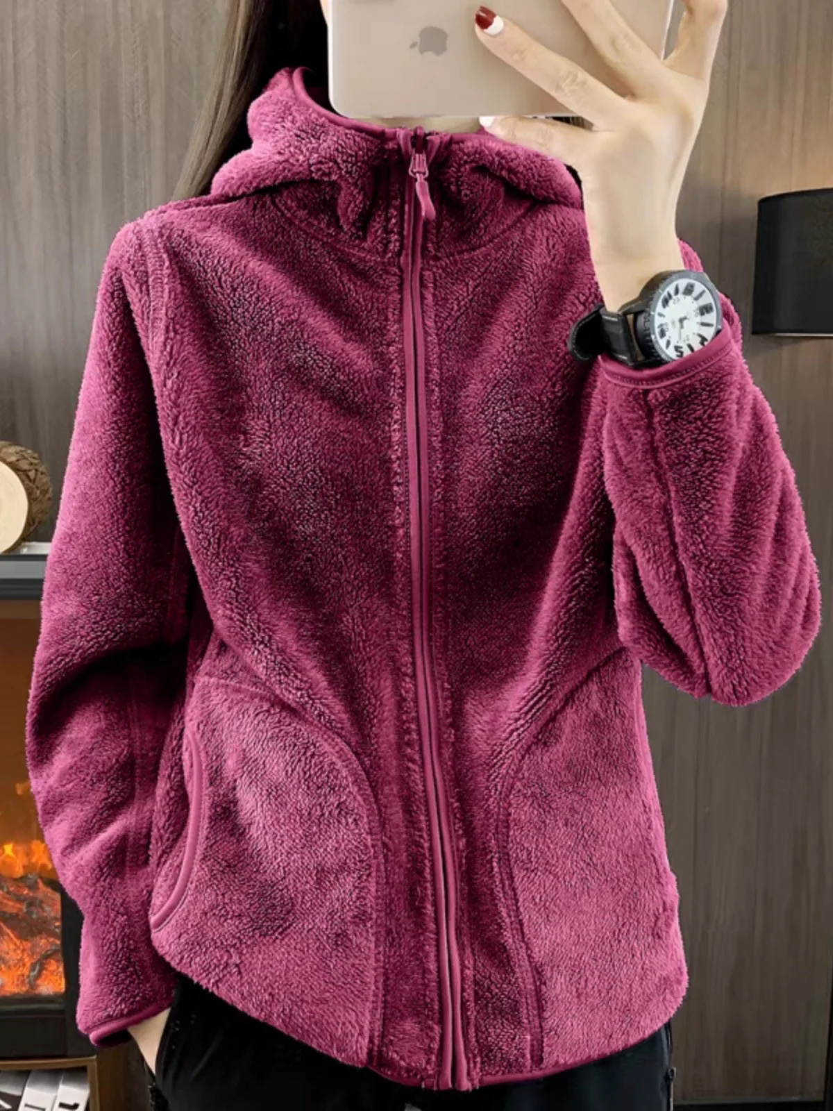 Двусторонняя толстовка на молнии с капюшоном женская короткая осень и зима 2024