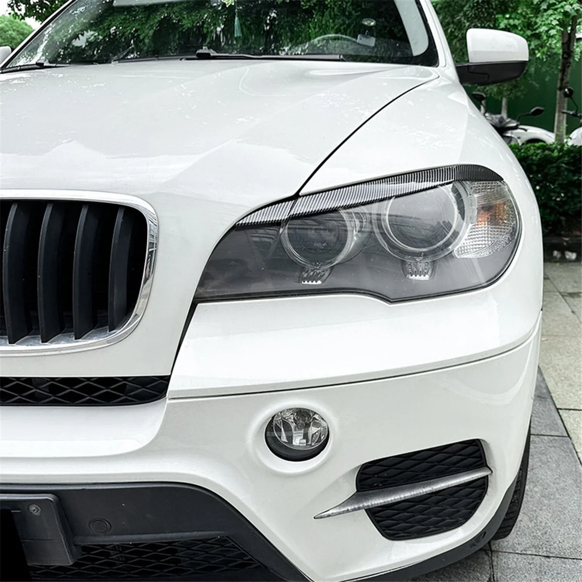 Передняя накладка на переднюю фару автомобиля лампа головного света веко