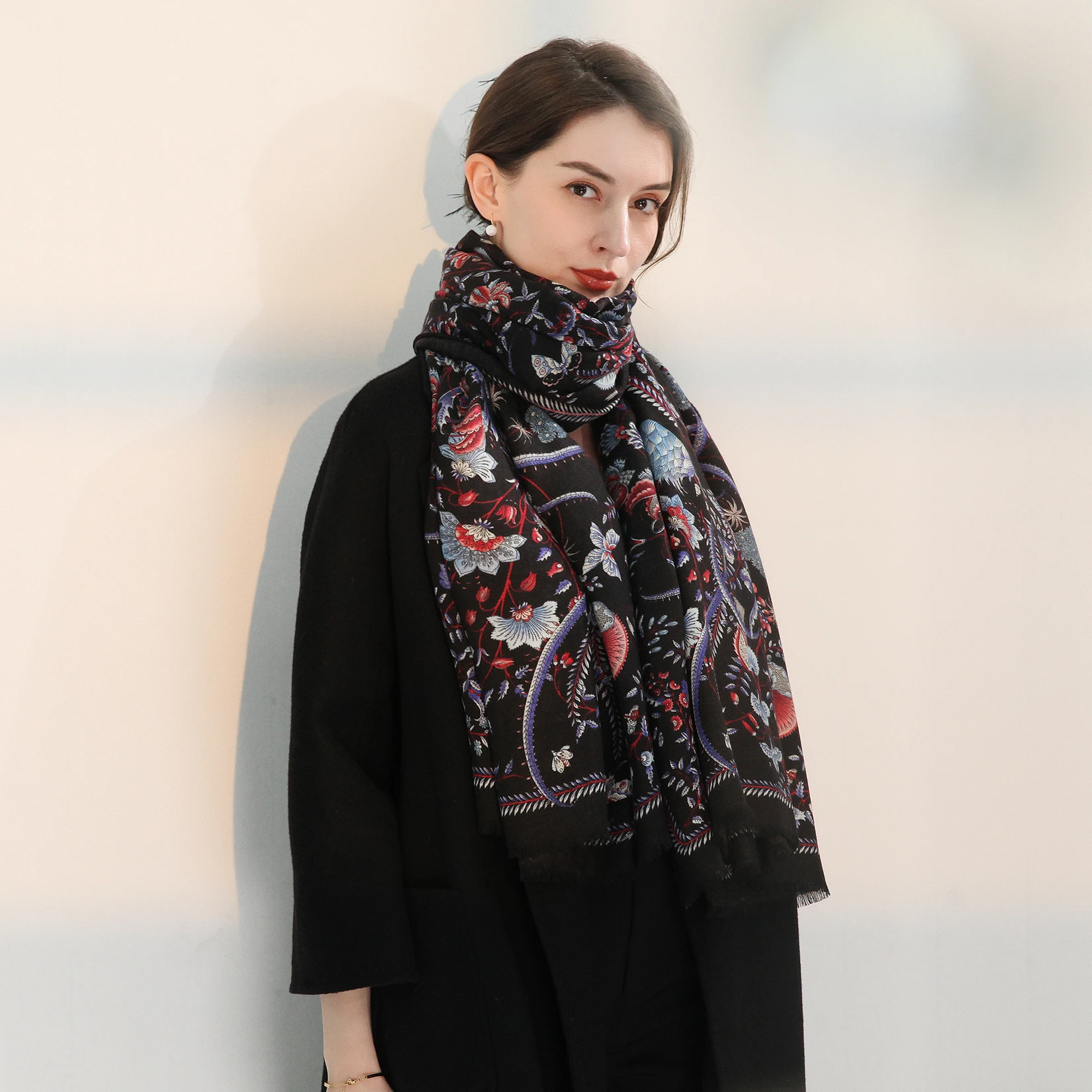 

100% wool Bufanda Mujer Wool Poncho Head Women Lady Warm Shawl Stoles Bandana Scarf Hijab Luxury Brand Pashmina Winter