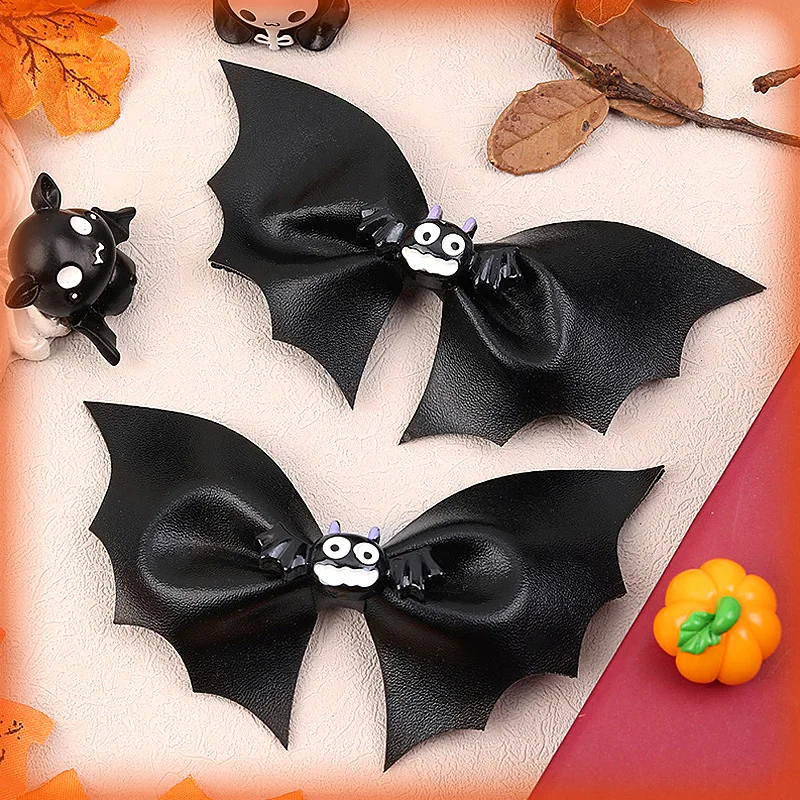 

2Pcs Bat Hair Clips for Girls PU Leather Bowknot Hairpins Kids Cosplay Headwear Barrettes Halloween Party Hair Accessories