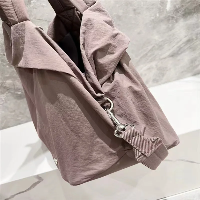 LuluWomen On My Level Bag 1.0  Outdoor Sports Waterproof Dry Wet Separation Tote Bag 19L Fashion Travel Fitness Shoulder Bag