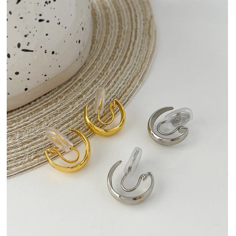 

Minar Unique Design Holllow Out Multi Layered Clip Earrings for Women Gold Color Copper Irregular Geometric Earring Jewellery